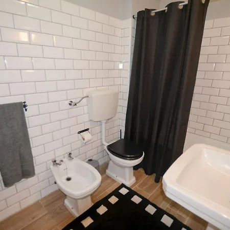Familienfreundliche In Mit Privatbalkon كارفويرو