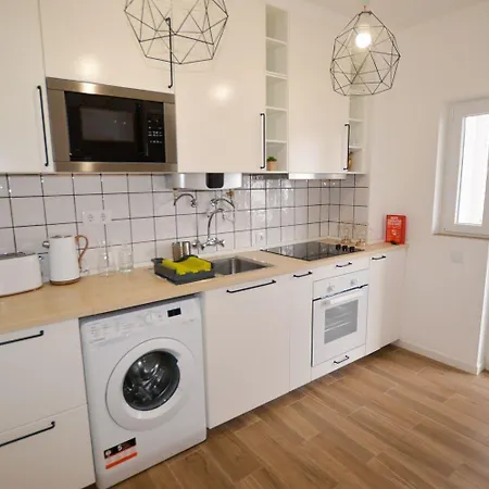 شقة Familienfreundliche In Mit Privatbalkon